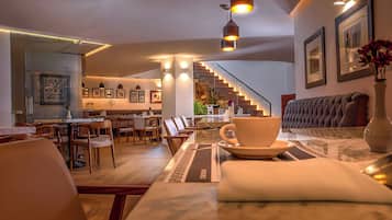 朝食、ランチ、ブランチに営業 (メキシコ料理)