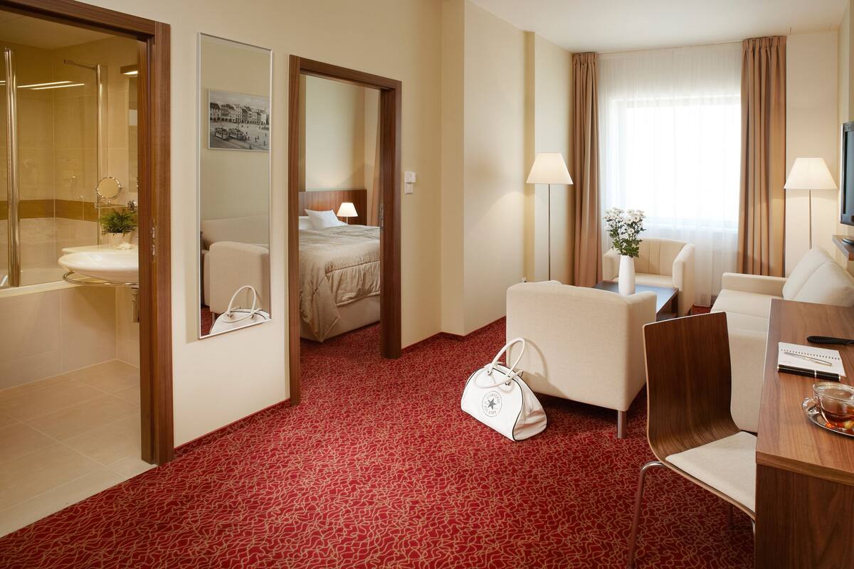 In-room safe, desk, laptop workspace, blackout curtains