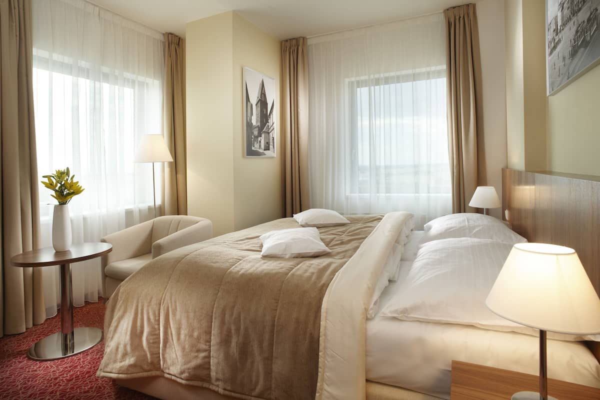 In-room safe, desk, laptop workspace, blackout curtains