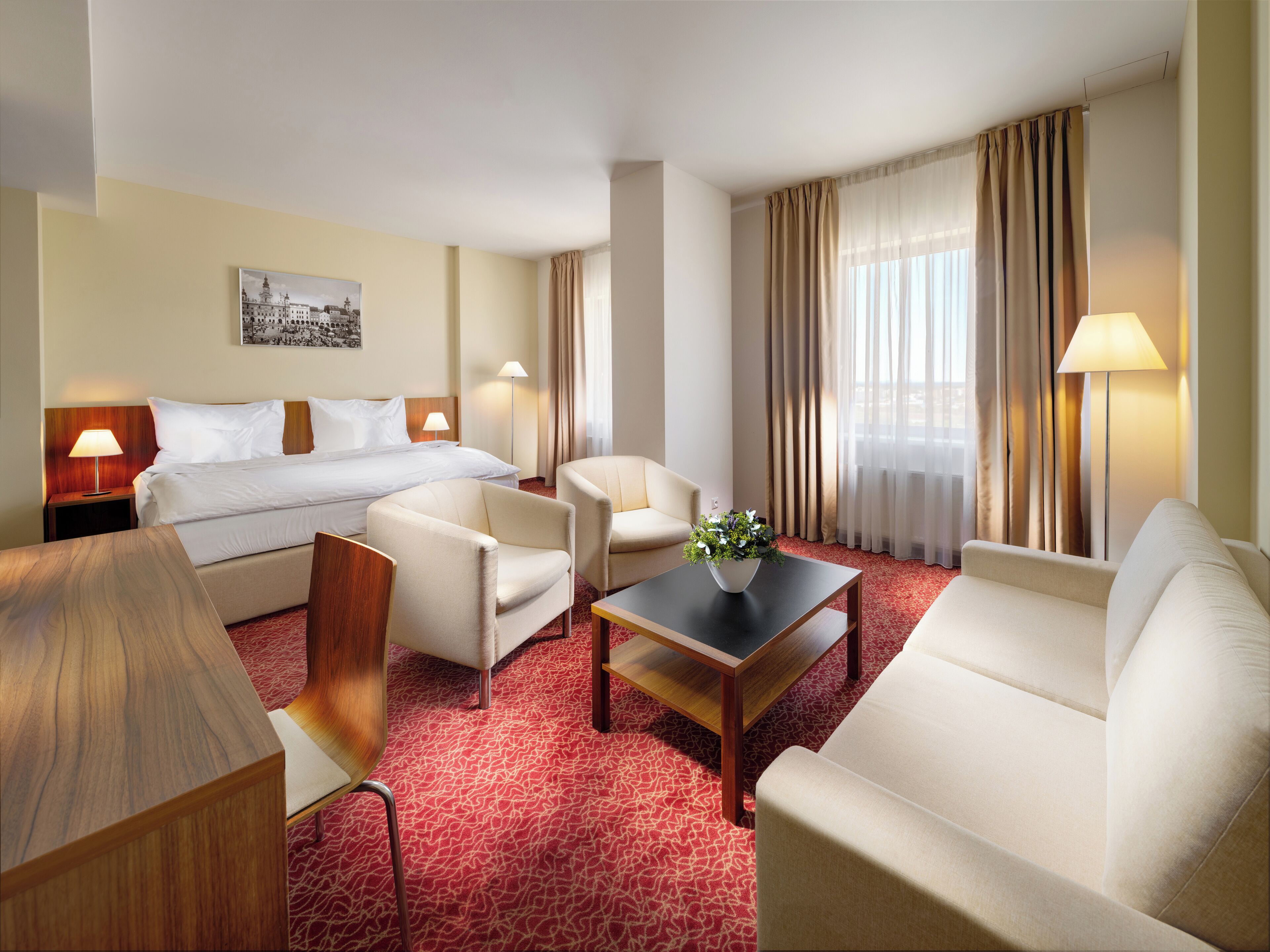 Suite, 1 Double Bed | In-room safe, desk, laptop workspace, blackout curtains