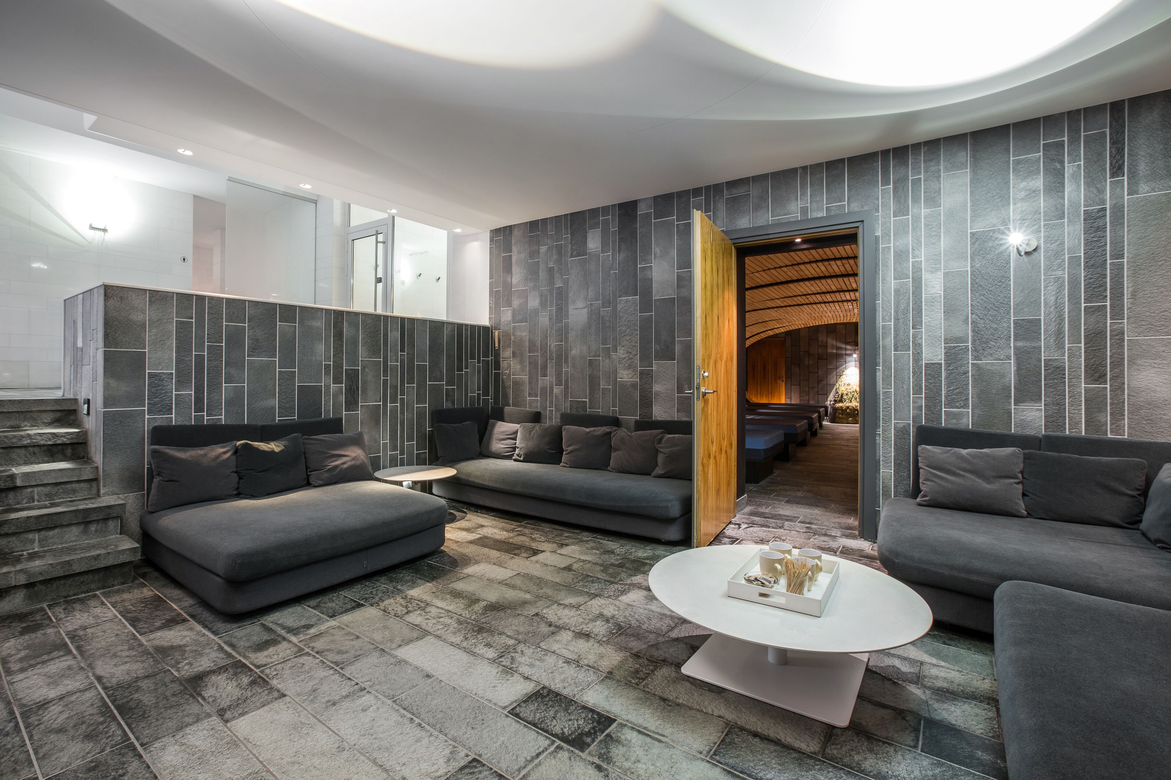 couples treatment room(s), sauna, hot tub, turkish bath/hammam