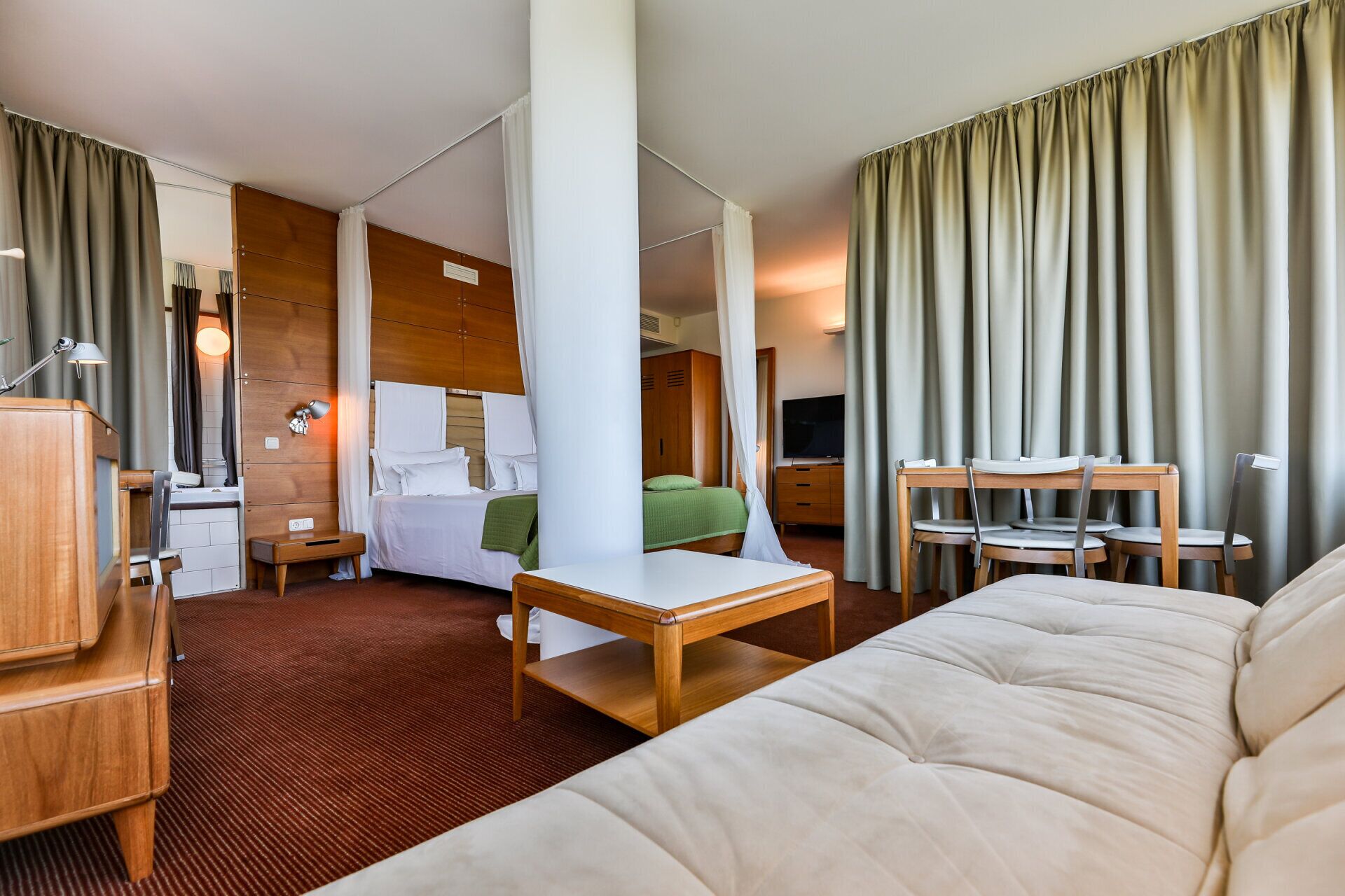 Suite Junior (Luxury Building)