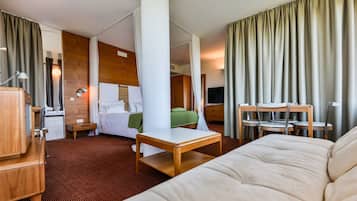 Suite Junior (Luxury Building) | 1 kamar tidur, seprai premium, minibar, dan brankas