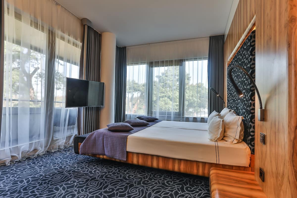 Chambre Double Deluxe (Design Building) | 1 chambre, literie de qualité supérieure, minibar
