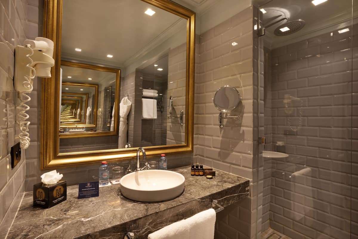 free toiletries, hair dryer, bidet, towels