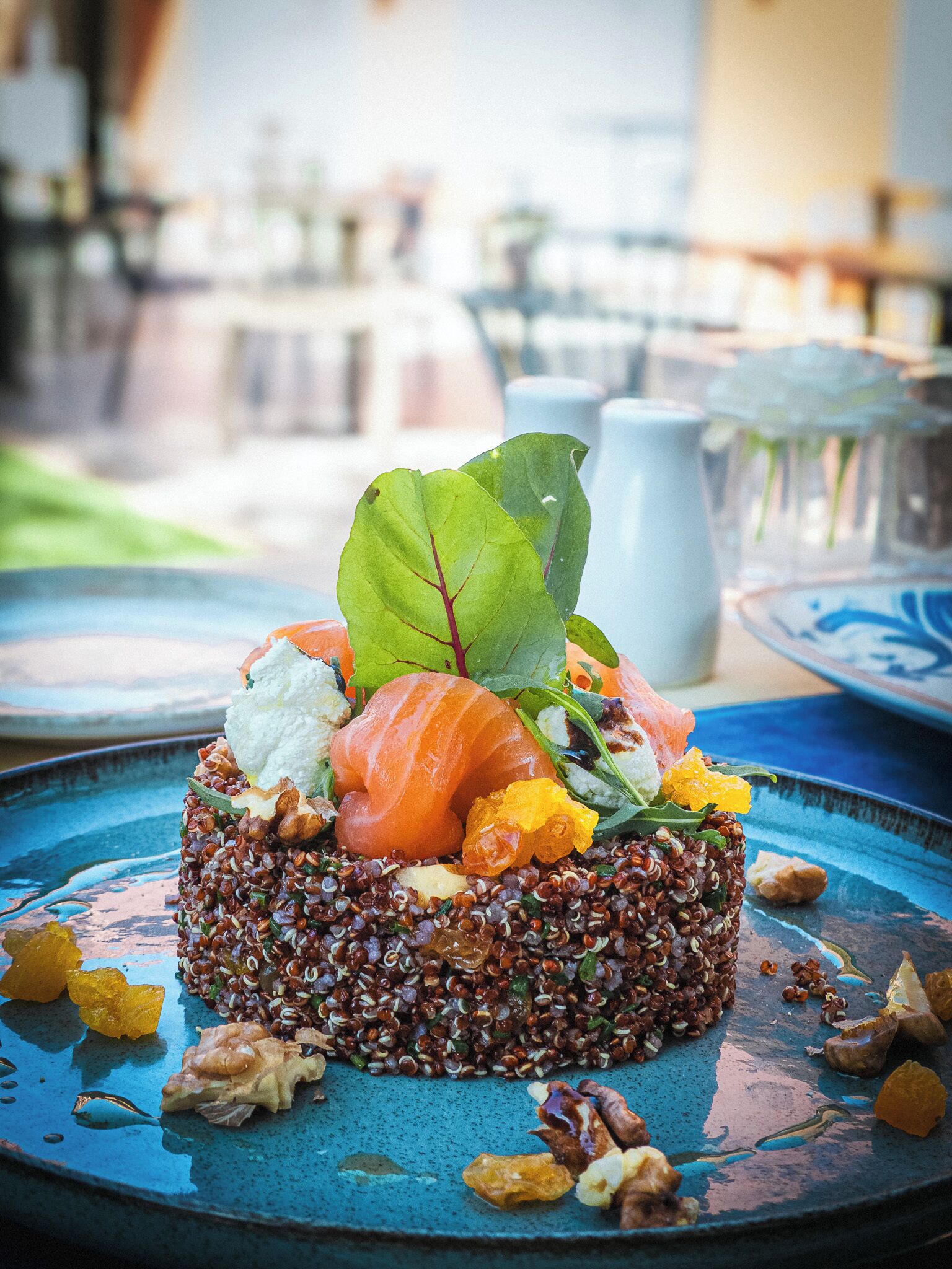 2 restaurants, breakfast, lunch served; local and international cuisine