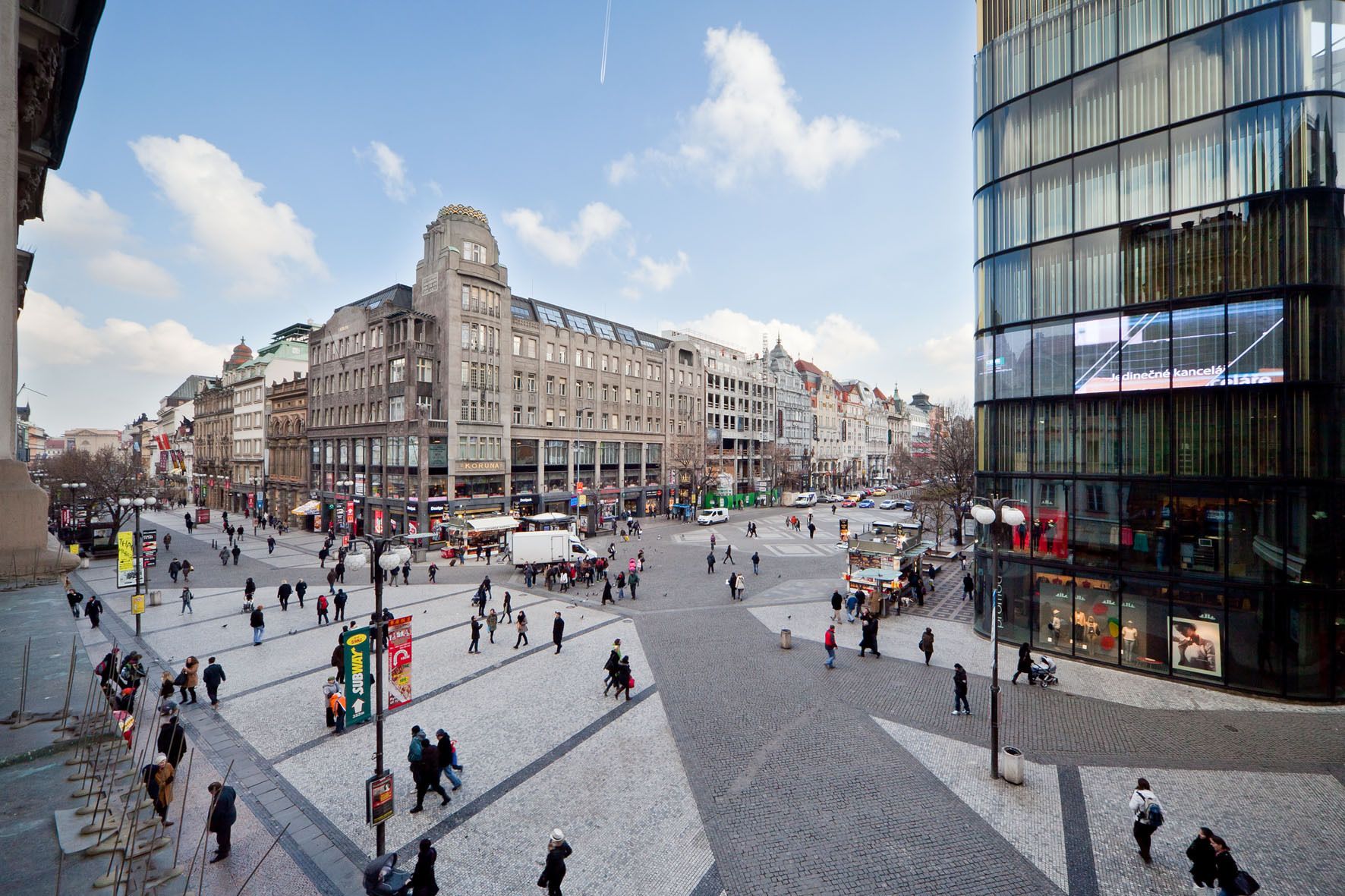 standard double or twin room, city view | street view