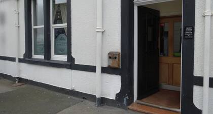 Waverley Hotel