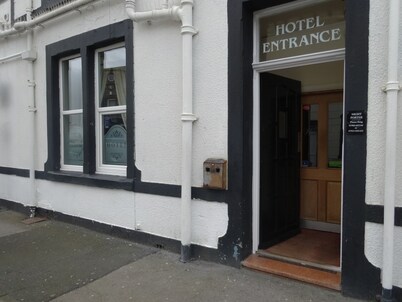 Waverley Hotel