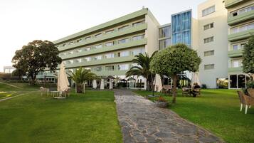 Fachada da propriedade