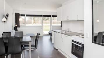 Comfort Apartment, Terrace | Private kitchenette