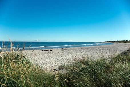 Una playa cerca, masajes en la playa
