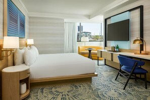 Frette Italian sheets, premium bedding, pillowtop beds, in-room safe - The Highland Dallas, Curio Collection by Hilton (Dallas)