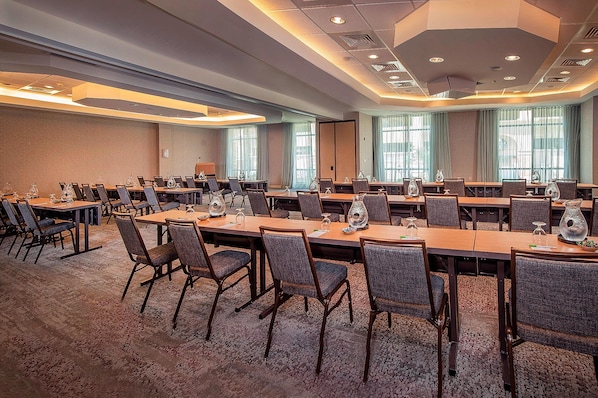 Meeting facility