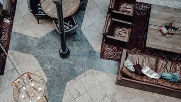 SittomrÄde i lobbyn