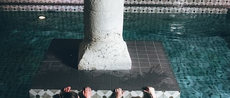 Piscine couverte