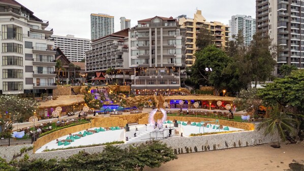 Beach bar - Garden Cliff Resort and Spa (Pattaya)