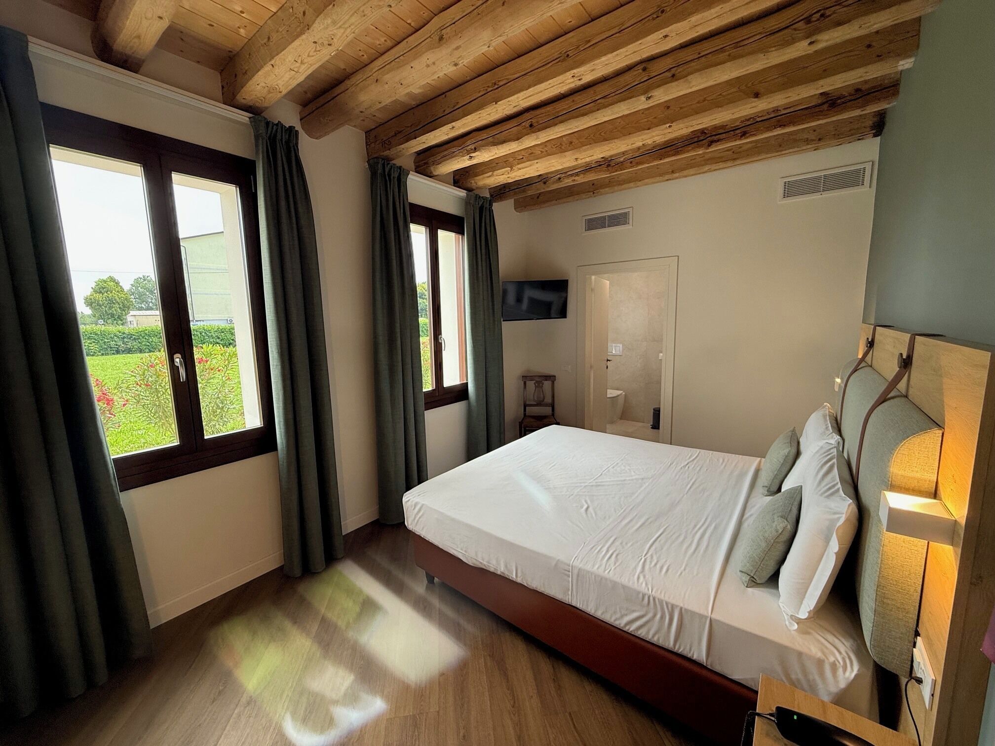 Photo - Hotel Venice Resort Airport