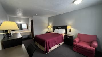 Room, 1 King Bed, Non Smoking | Desk, iron/ironing board, free WiFi, bed sheets