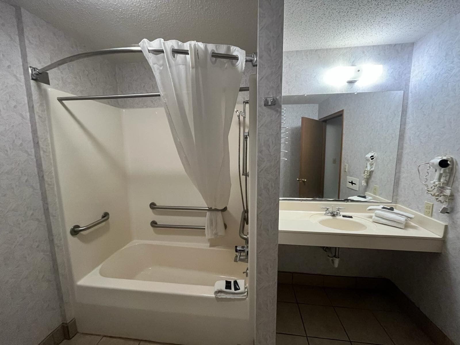 Room, 2 Queen Beds, Non Smoking | Bathroom | Free toiletries, towels
