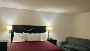 Room, 1 King Bed, Non Smoking | Desk, iron/ironing board, free WiFi, bed sheets