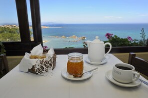 Food court - Doma (Chania)