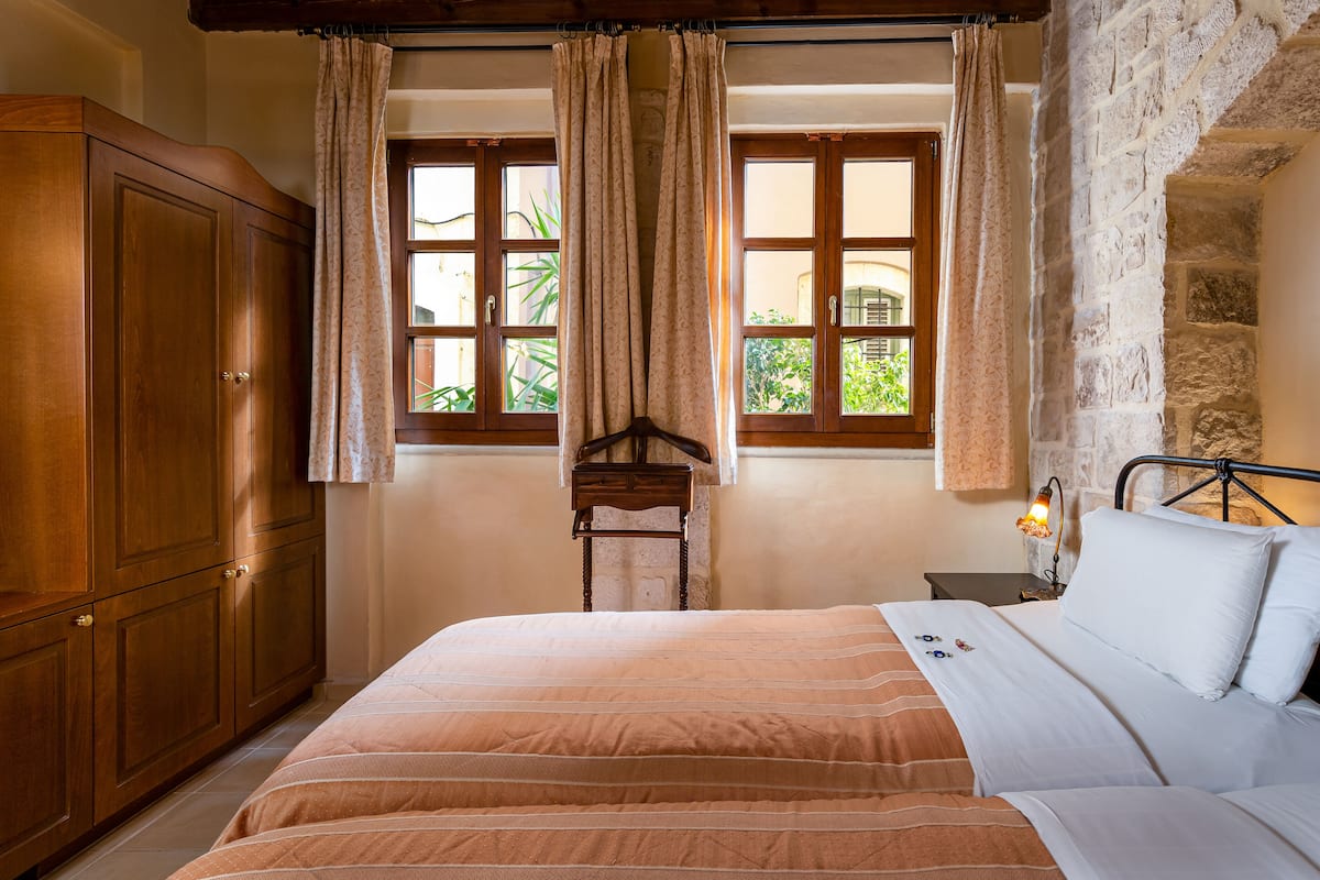 1 bedroom, minibar, in-room safe, desk