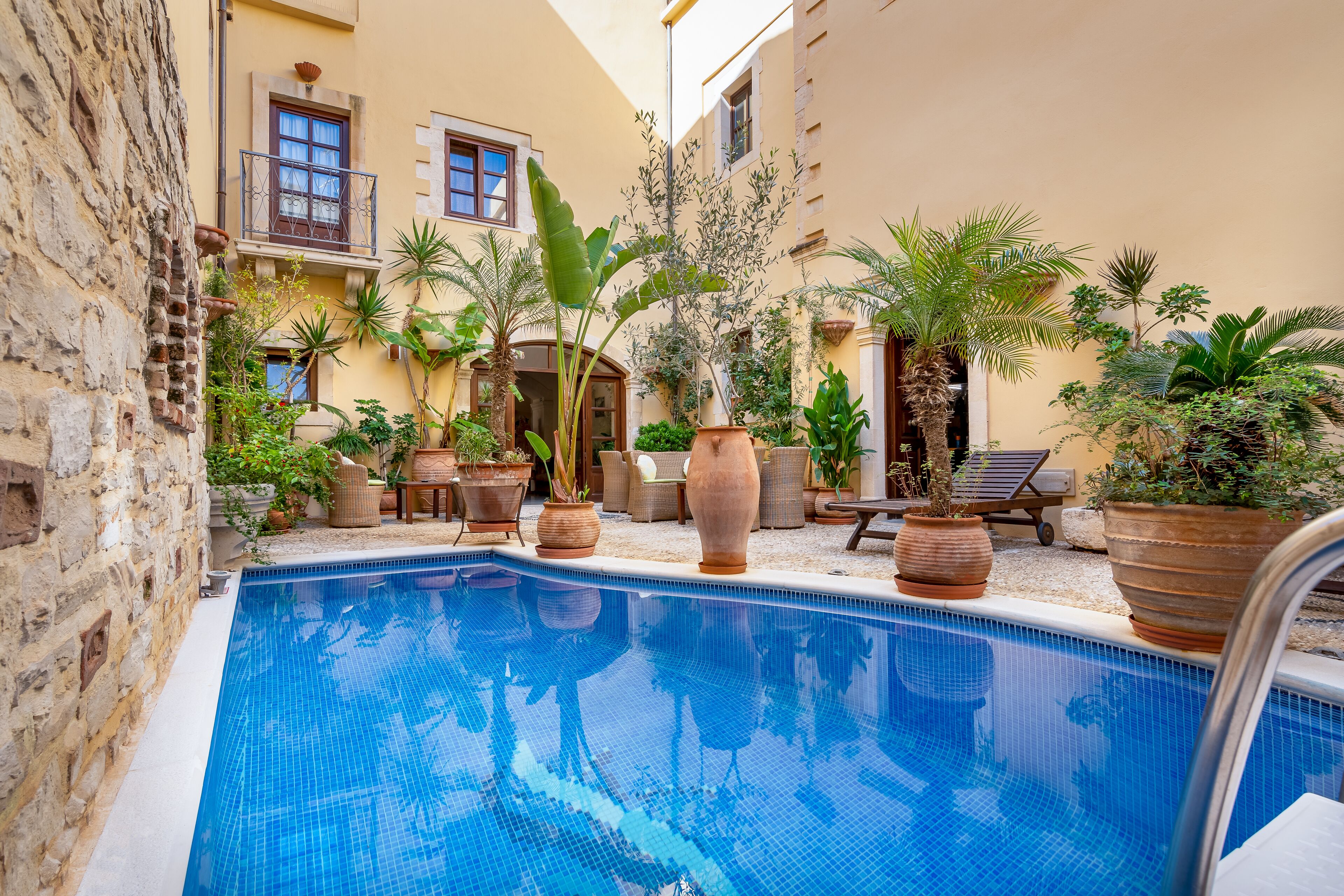 seasonal outdoor pool, open 10:30 am to 6:30 pm, pool loungers