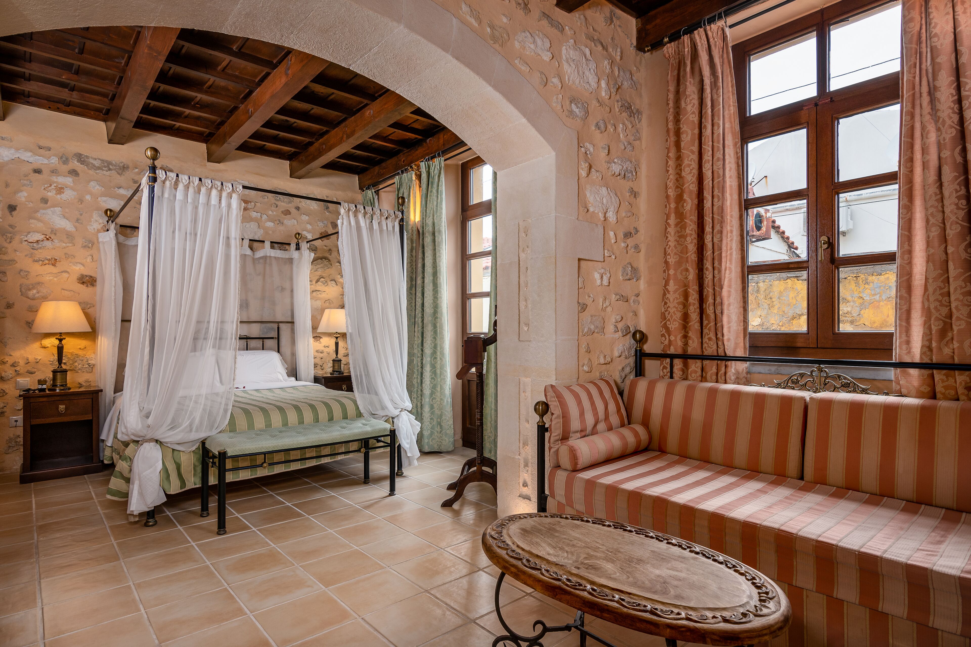 junior suite (with old town view) | 1 bedroom, minibar, in-room safe, desk