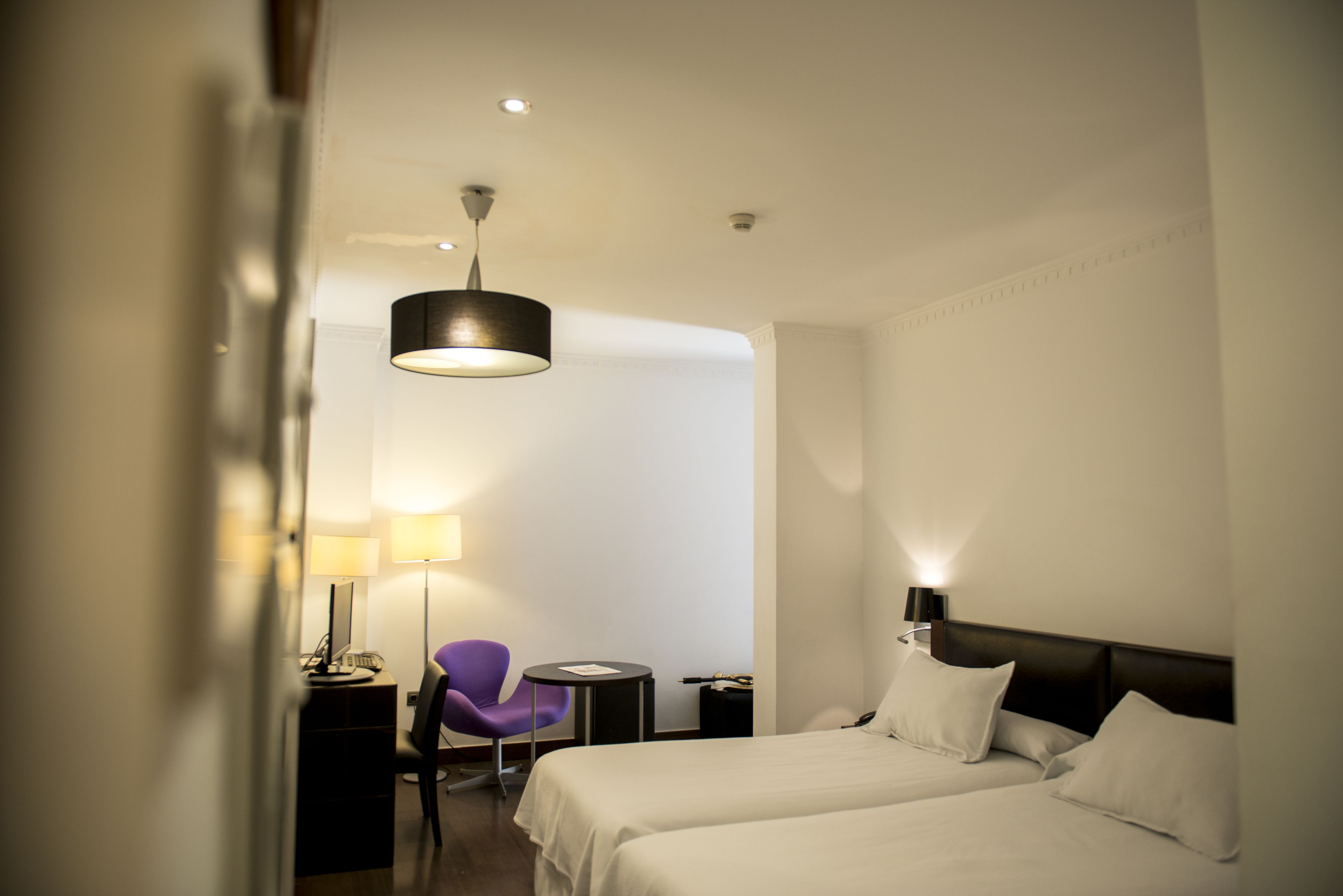 standard double room (interior) | premium bedding, minibar, in-room safe, desk