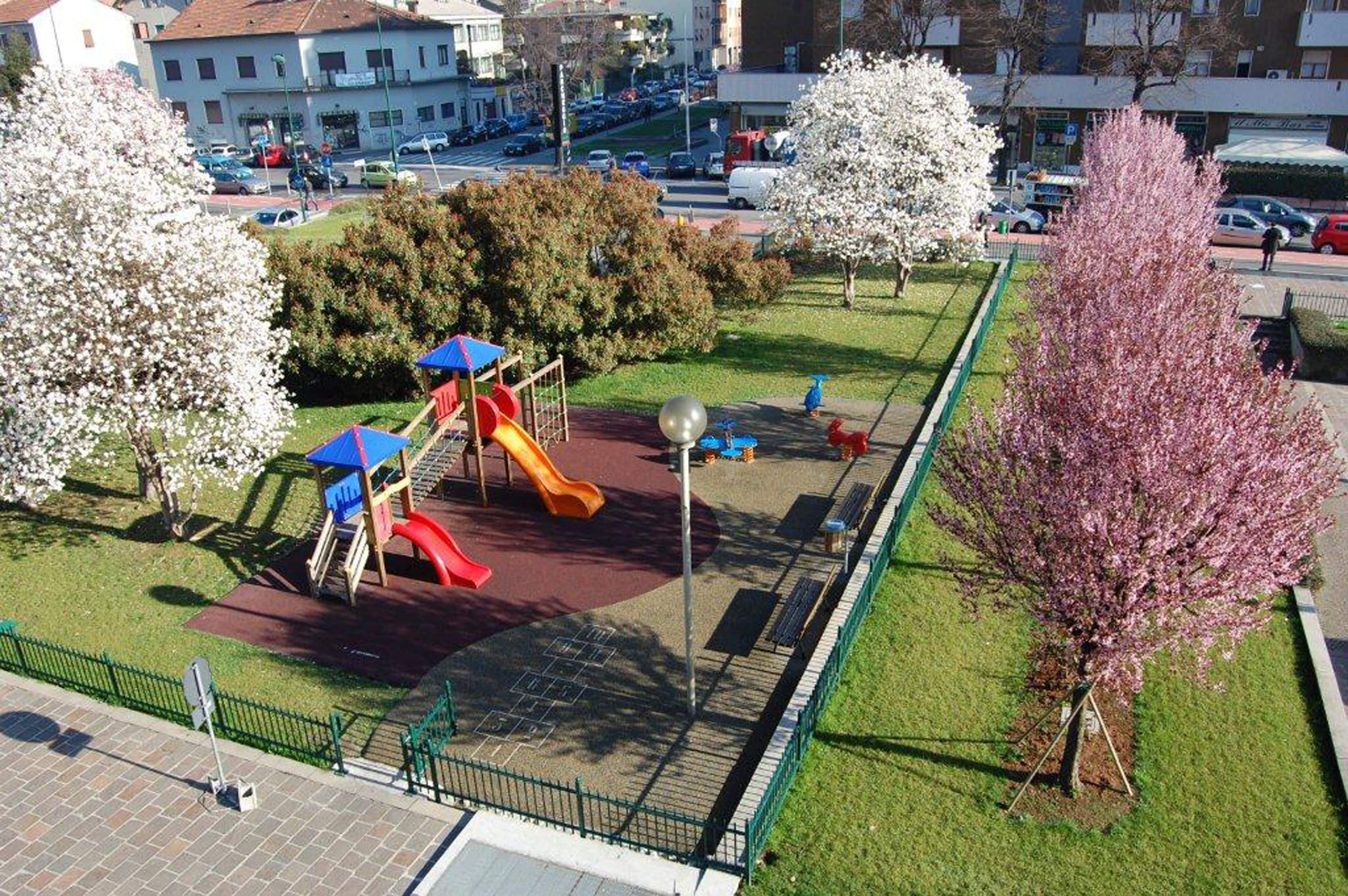 children’s play area – outdoor