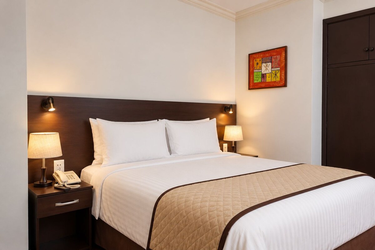 Premium bedding, down comforters, pillowtop beds, minibar