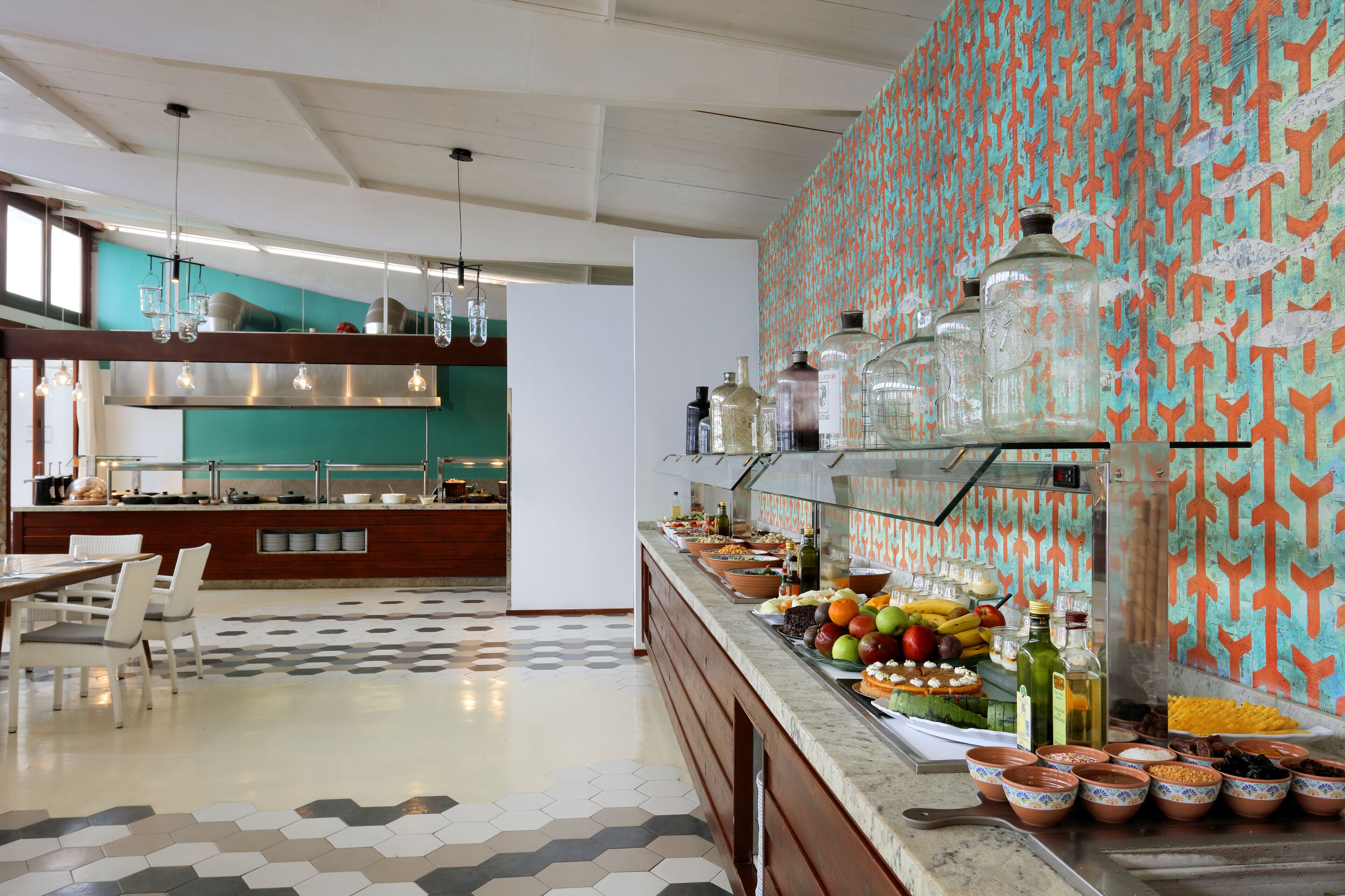 8 restaurants, breakfast, lunch, dinner served; mediterranean cuisine