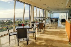 Lobby lounge - Dominican Fiesta Hotel (Santo Domingo)