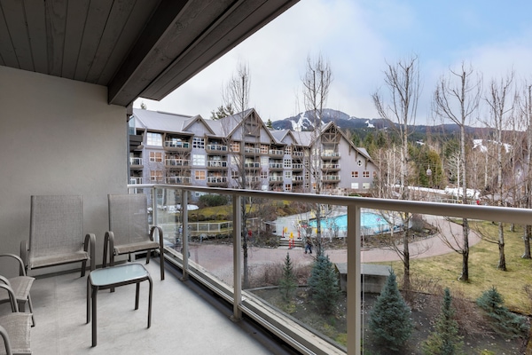 Condo, 2 Bedrooms (Unit 368) | Terrace/patio