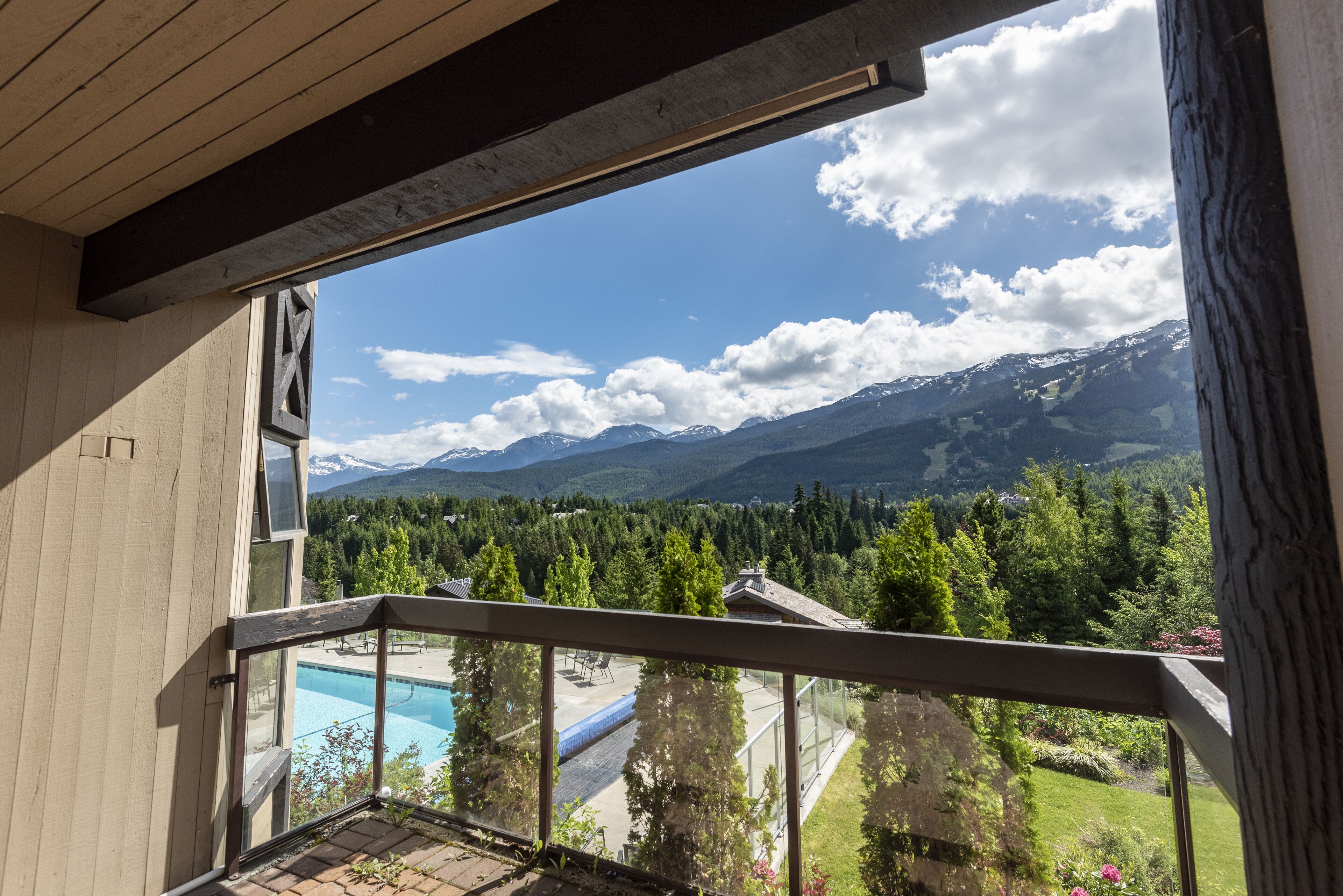 Condo, 2 Bedrooms (Unit 109) | Balcony