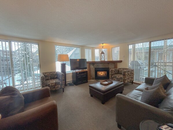Townhome, 3 Bedrooms with Balcony (Unit 20) | Living area | TV, fireplace, DVD player - Valhalla Vacations at Whistler (Whistler)