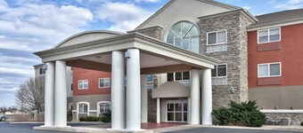 Holiday Express & Suites Portales by IHG