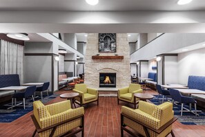 Lobby - Hampton Inn  Suites Del Rio (Del Rio)