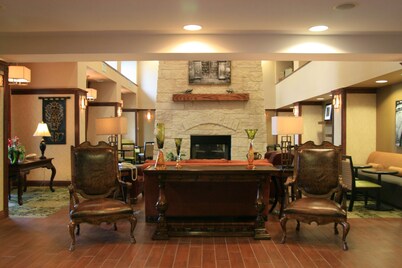 Hampton Inn  Suites Del Rio