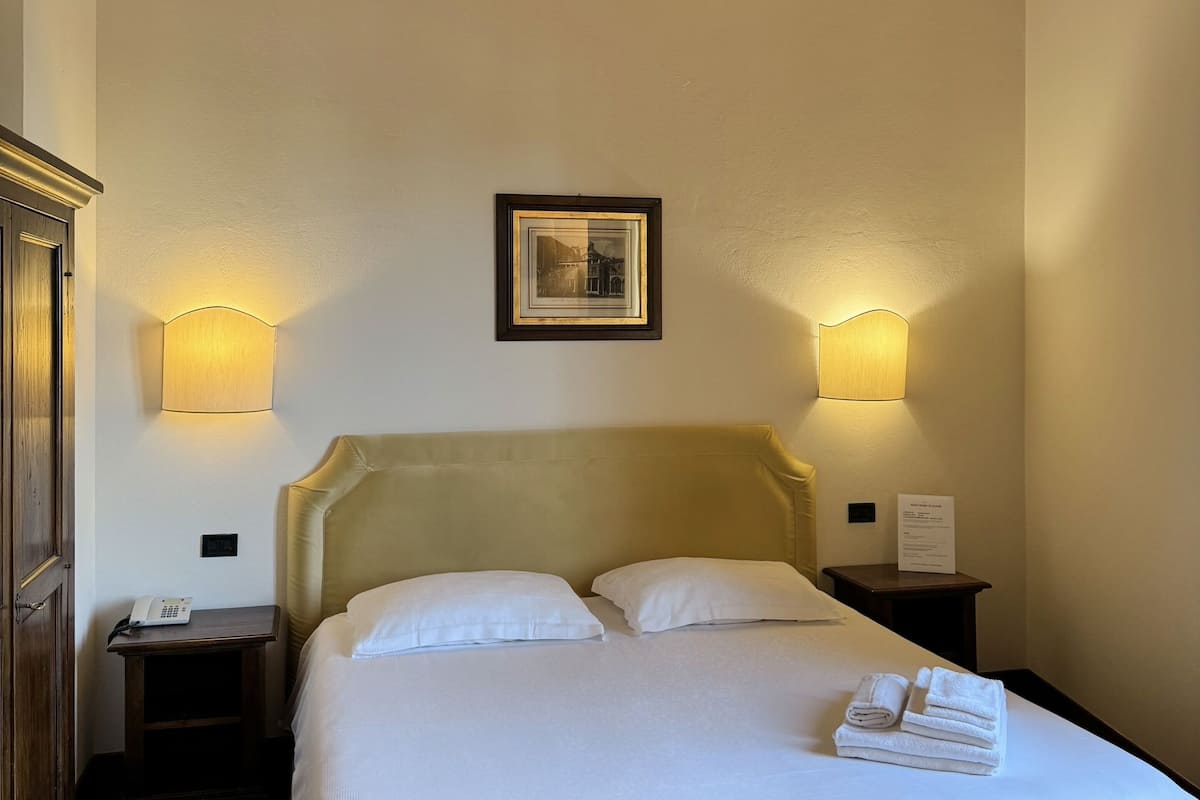 Superior Vista Arno Room