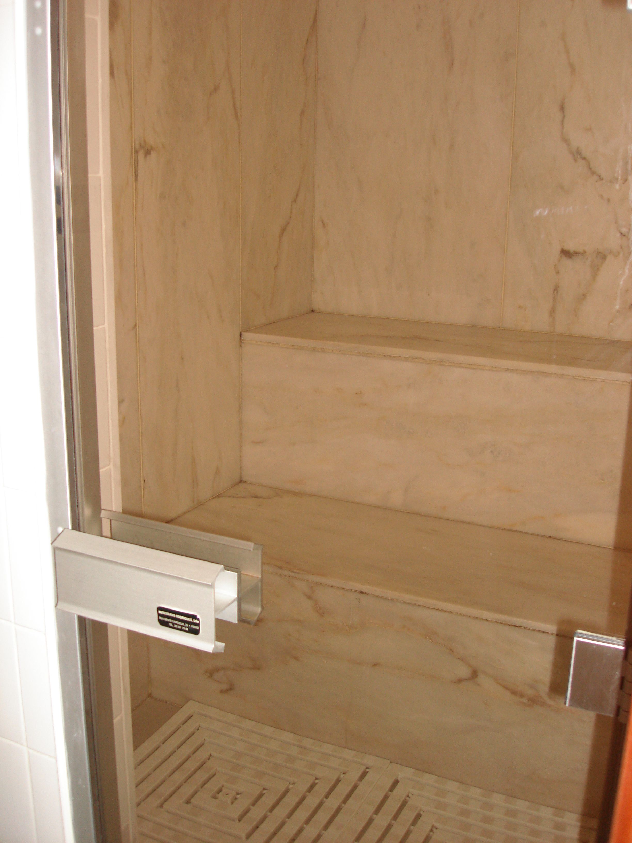 couples treatment room(s), massages