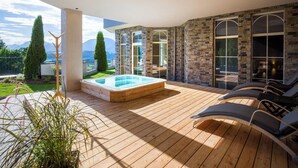 室外 Spa 池