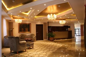 Lobby - Hotel Capitulum (Gyor)