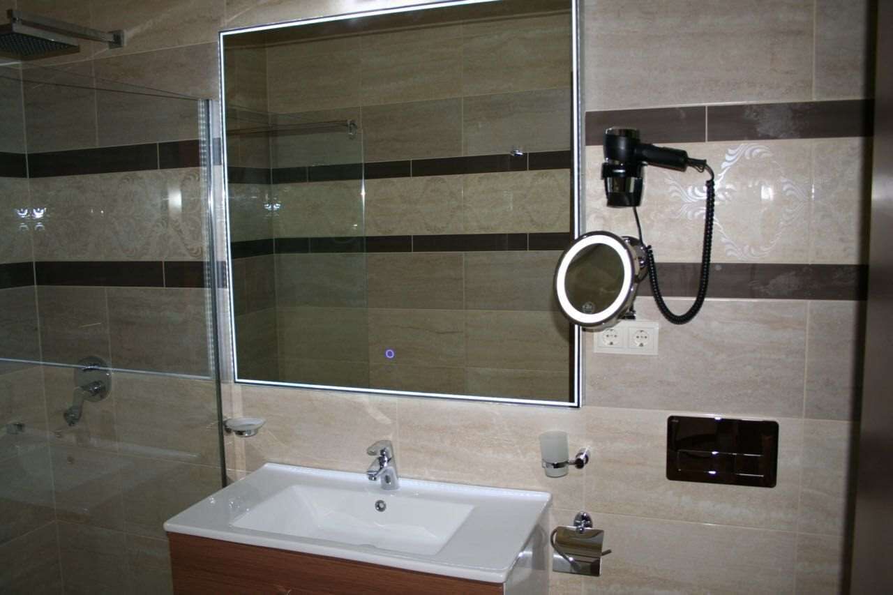 minibar, in-room safe, desk, free wifi