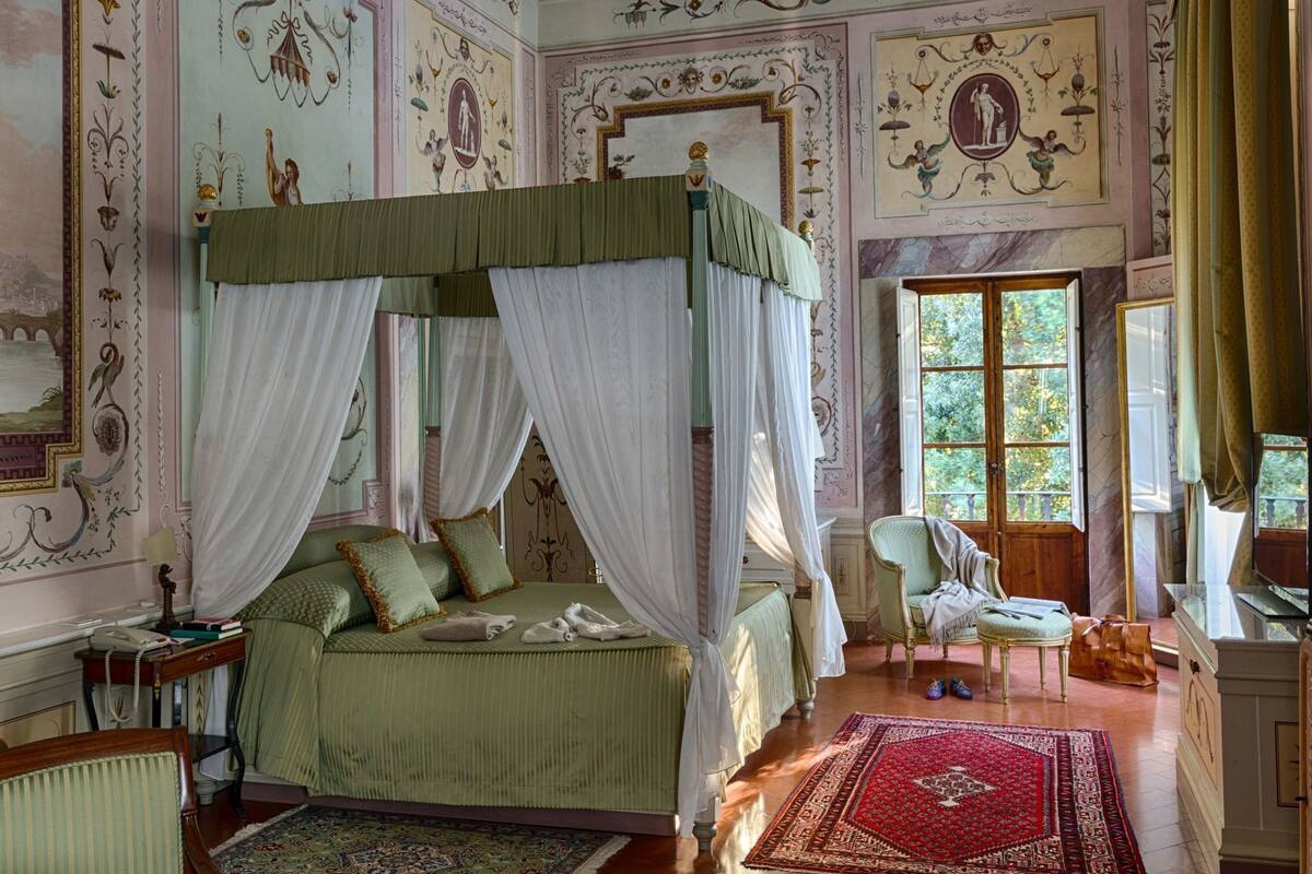 Minibar, in-room safe, desk, blackout drapes