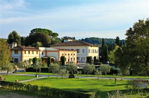 Fachada de la propiedad