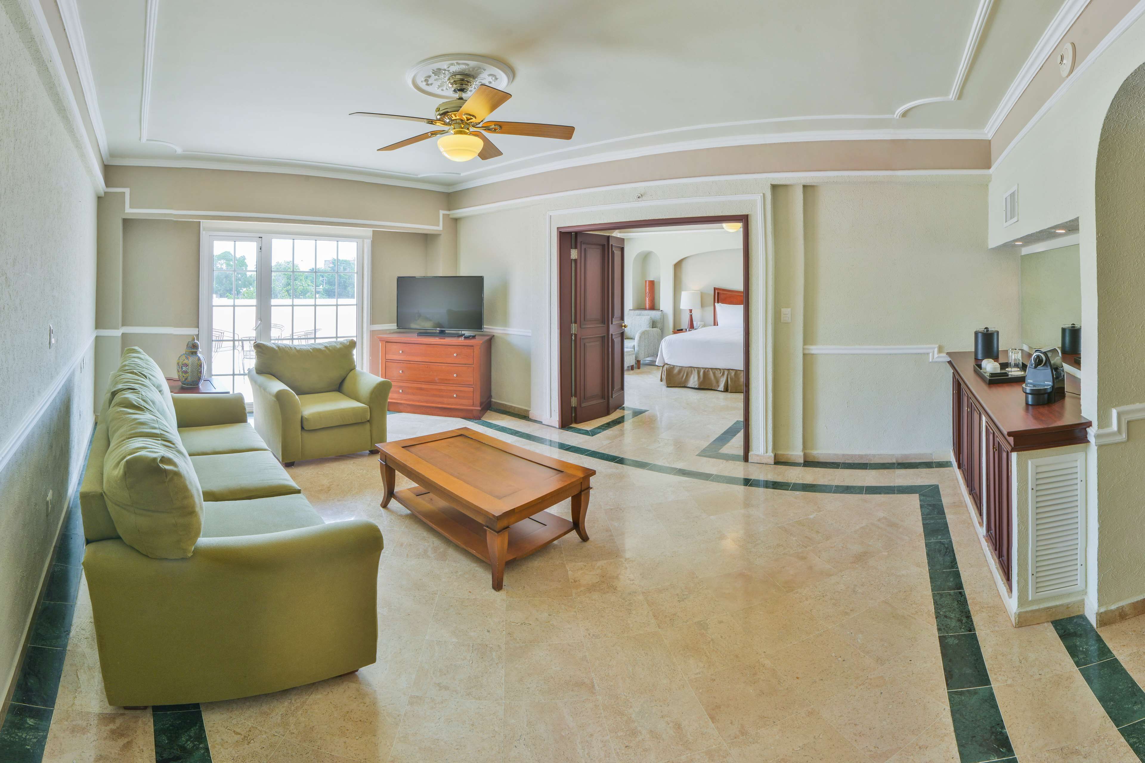 42-inch flat-screen tv with cable channels, tv