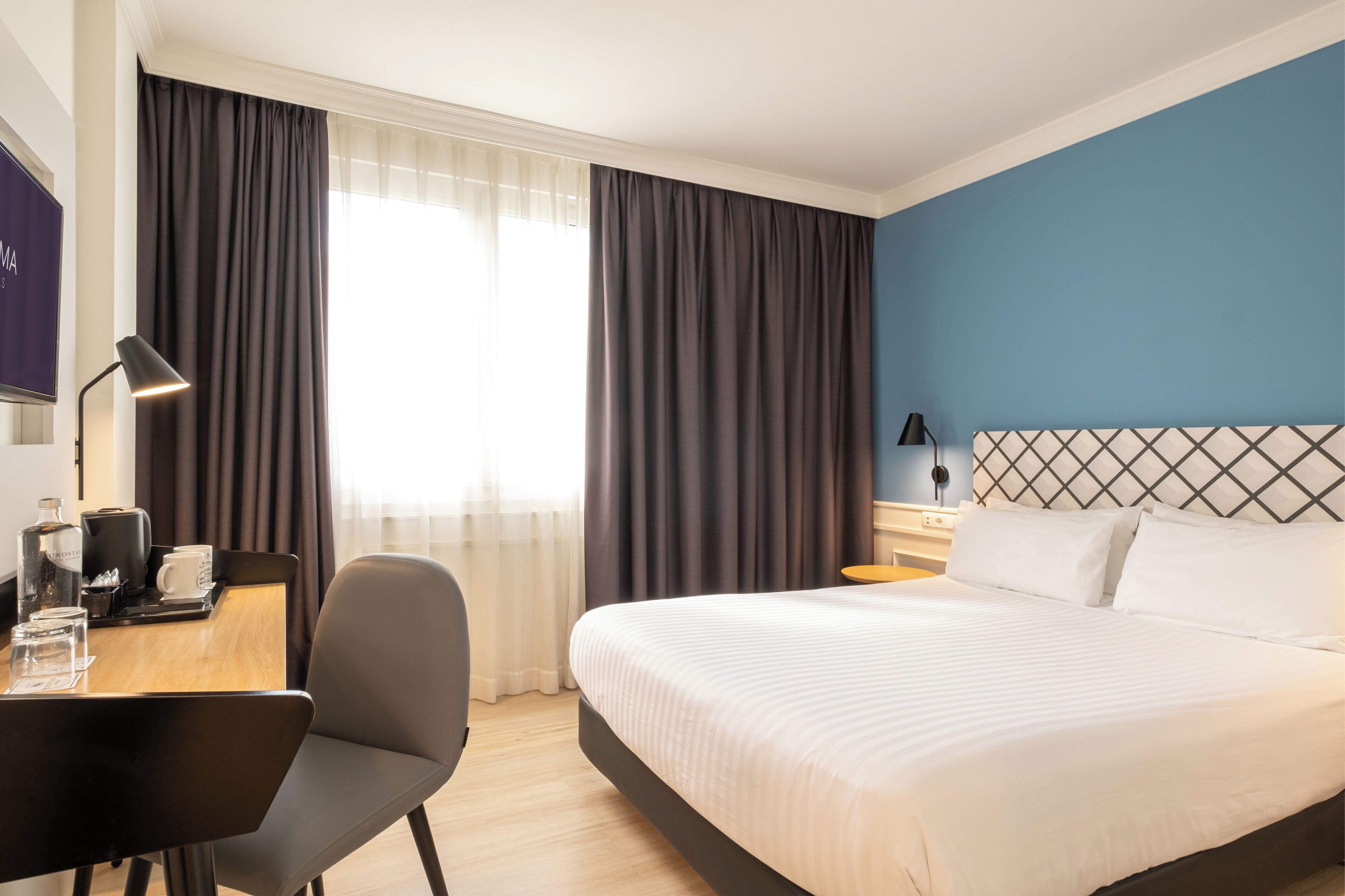 Down comforters, minibar, in-room safe, desk