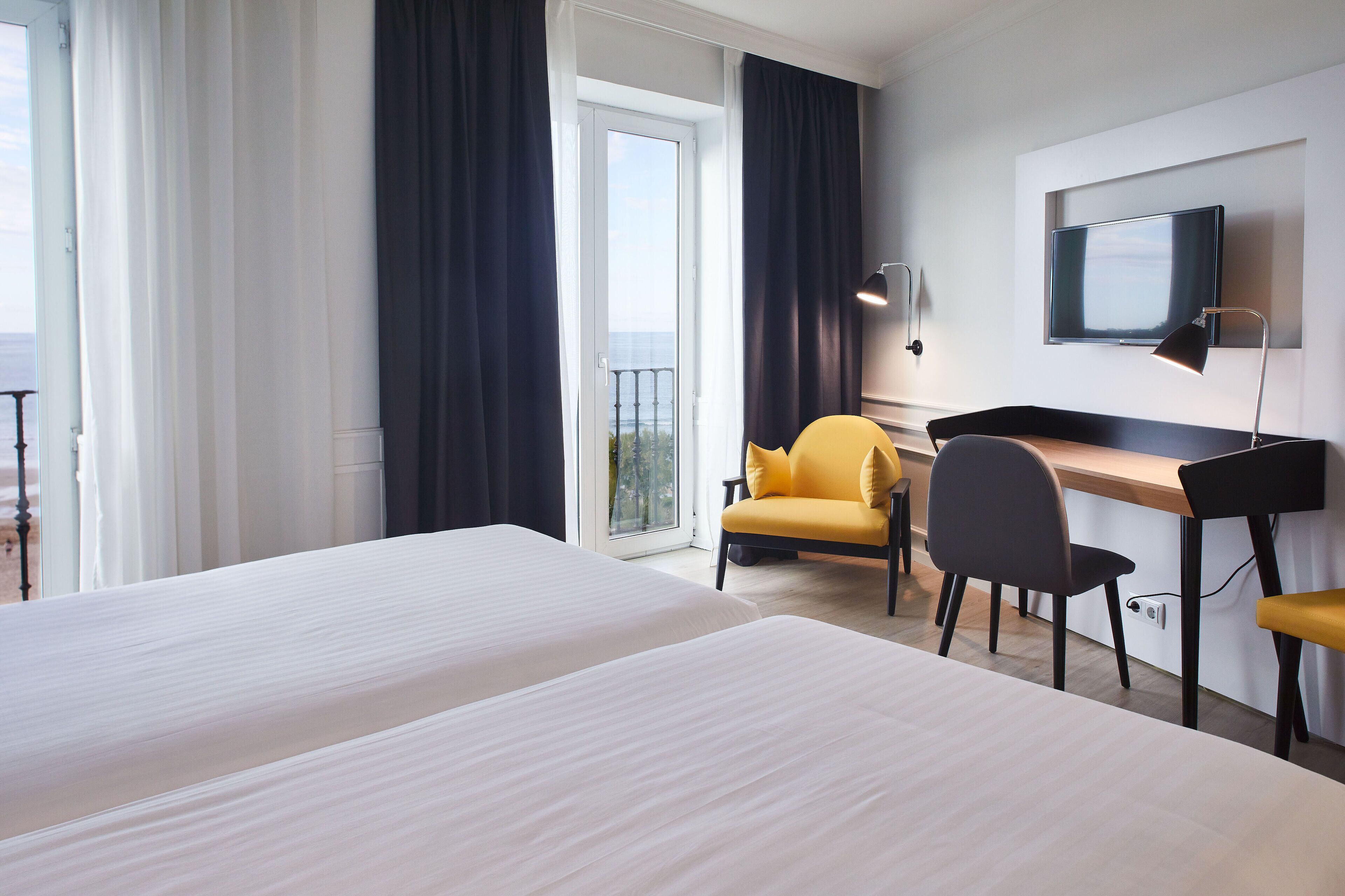 down duvets, minibar, in-room safe, desk